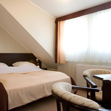 Plazowy Boss Z Restauracja 50 Metrow Od Morza 2* Dziwnów