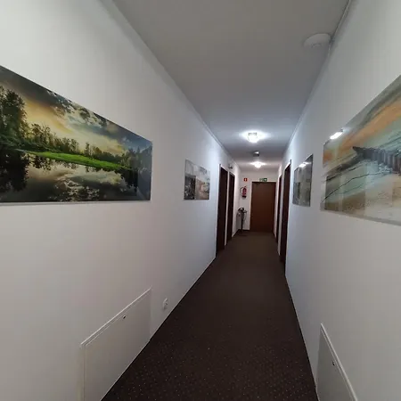 Maison d'hôtes Plazowy Boss Z Restauracja 50 Metrow Od Morza Dziwnów