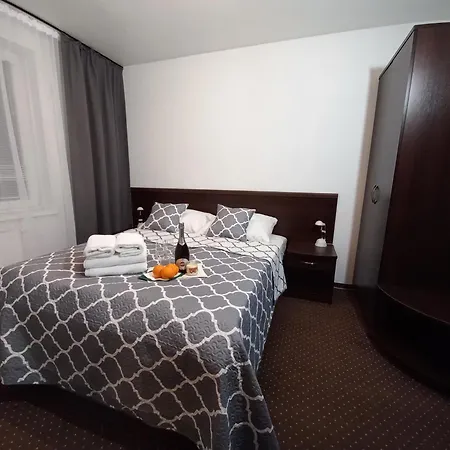 Plazowy Boss Z Restauracja 50 Metrow Od Morza 2* Dziwnów