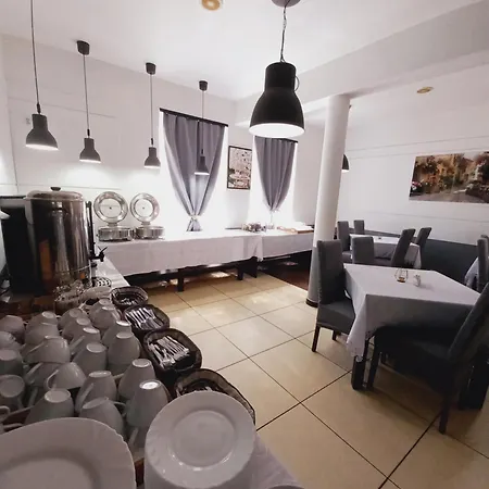 Boss Z Restauracją 50 Metrów Od Morza! 2* Dziwnów