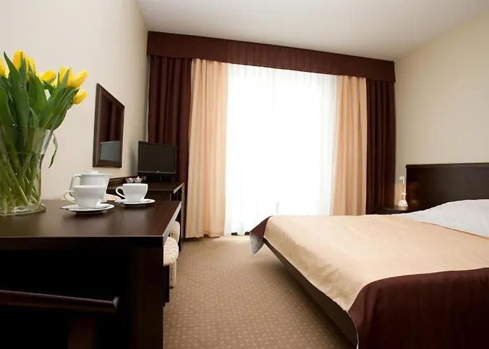 Plazowy Boss Z Restauracja 50 Metrow Od Morza 2*