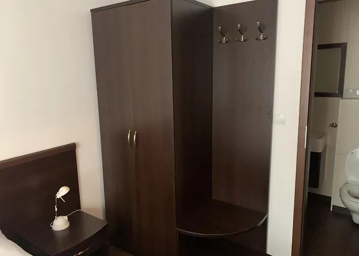 Plazowy Boss Z Restauracja 50 Metrow Od Morza Dziwnów