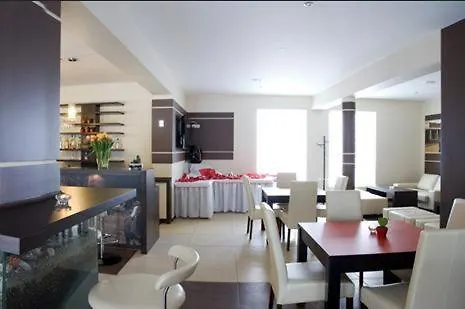 Gasthof Plazowy Boss Z Restauracja 50 Metrow Od Morza