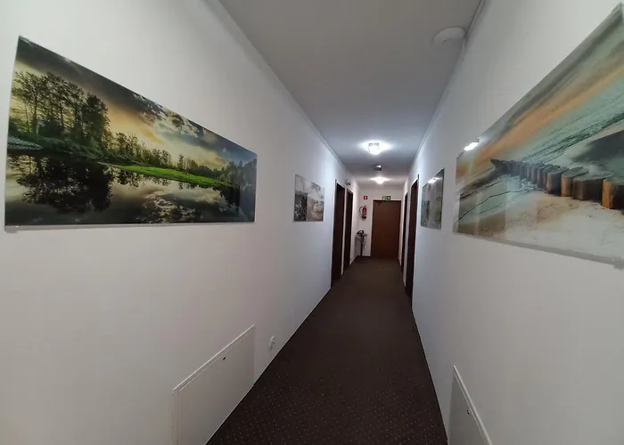 Gasthof Plazowy Boss Z Restauracja 50 Metrow Od Morza Dziwnów