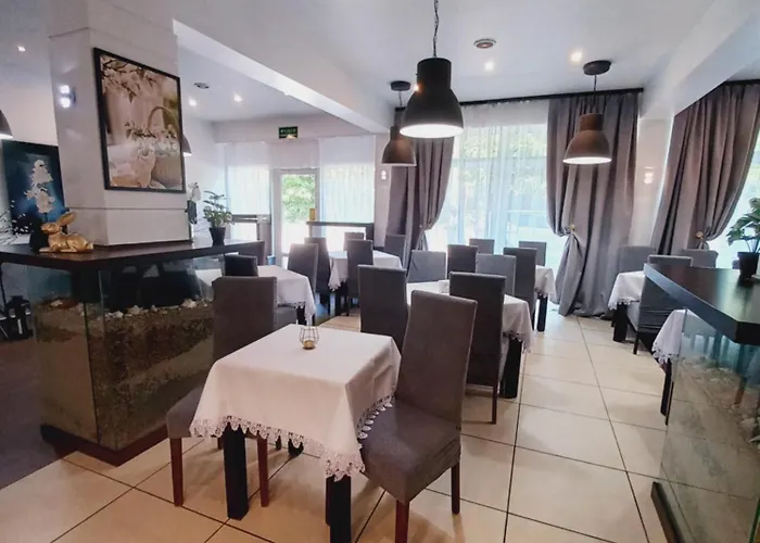 Plazowy Boss Z Restauracja 50 Metrow Od Morza 2* Dziwnów